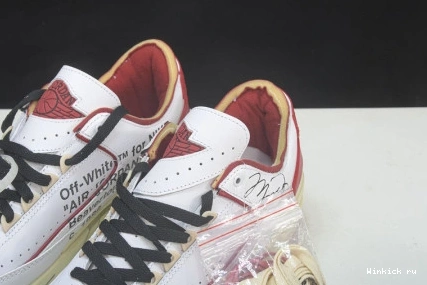 2 LOW SP JORDAN RED RETRO OF 1113